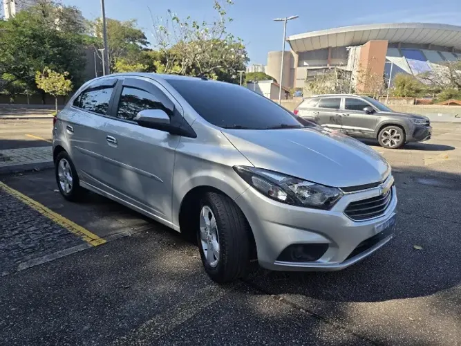 Chevrolet Onix Hatch LT 1.0 8V Flex Mec. 4P 2019