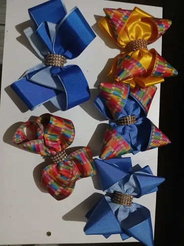 Venda de laços artesanais