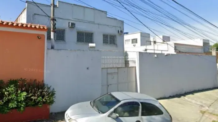 Leilão - Comercial - De R$902.400,00 Por R$451.200,00