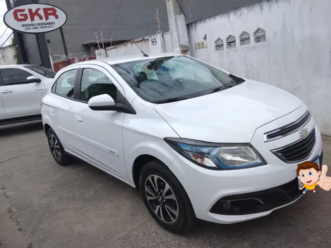 Chevrolet Onix Hatch LTZ 1.4 8V Flex Power Mec. 4P 2015