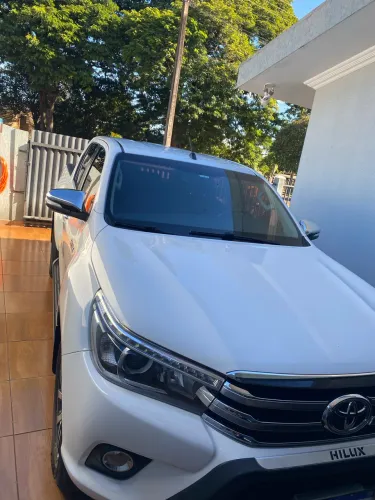 Toyota Hilux CD SRX 4X4 2.8 TDI 16V Diesel Aut. 2017