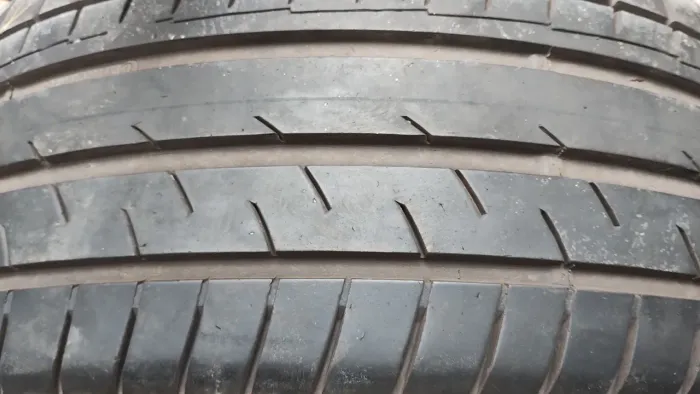 Pneu Continental Extreme 215/55/R17