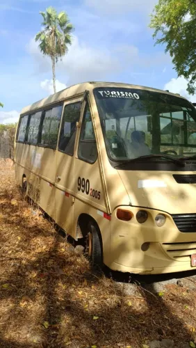 Micro ônibus marcopolo 21 lugares