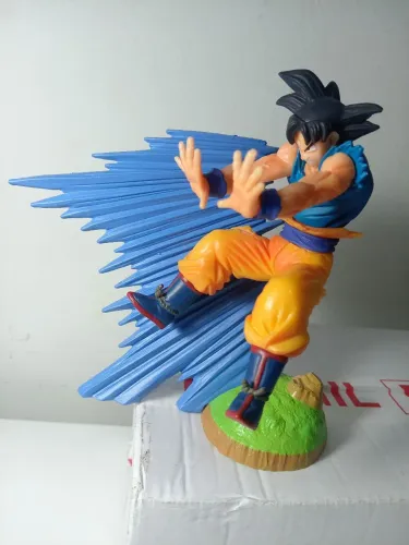 Goku Dragon Ball Z Action Figure 15 cm!