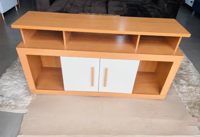 Rack para sala 1.20 mt com rodinhas moderno e prático.?