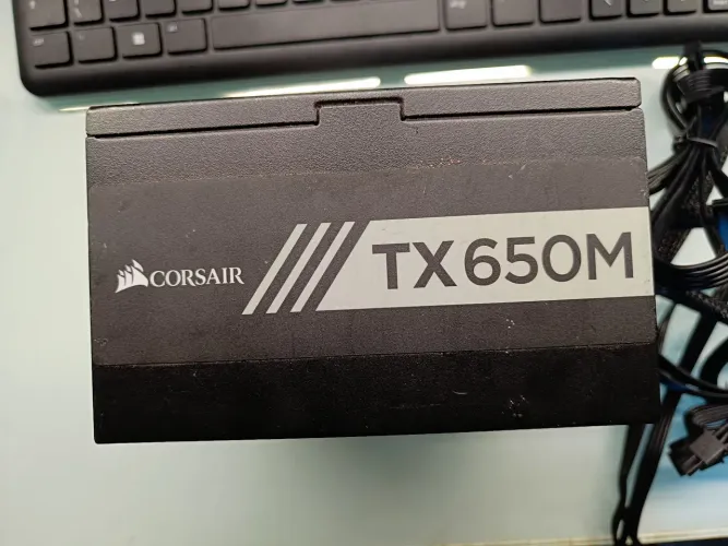 Fonte Corsair Semi-modular TX650M