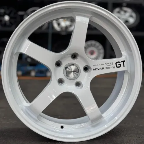 Rodas aro 18 Furação 5x112 5x114 Advan GT