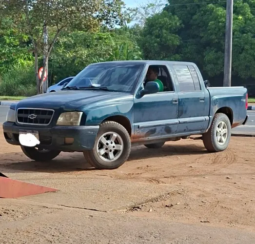 Chevrolet S10 P-up Tornado 2.8 TDI 4x2/4x4 CD Dies 2005