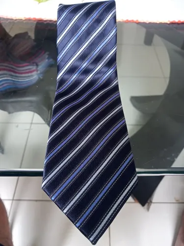 gravata azul