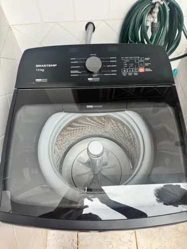Máquina de Lavar Brastemp 14kg - Pouco Uso e na Garantia