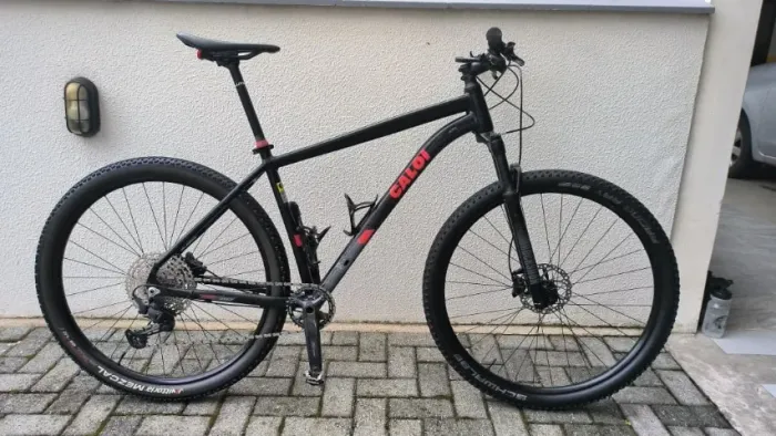 Bicicleta Caloi Explorer PRO