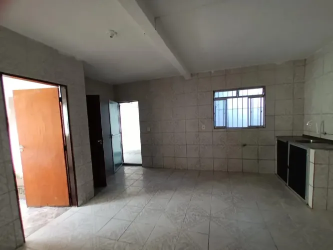 Casa aluguel com 5 quartos no Feitosa - Maceió - AL
