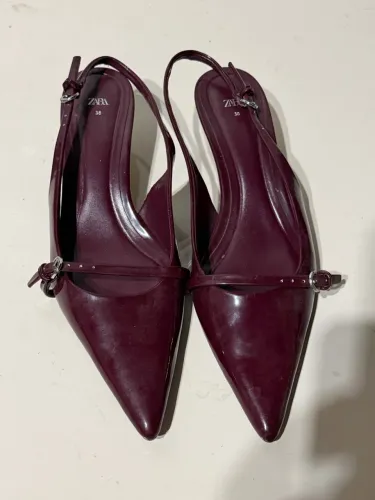 Scarpin da Zara 