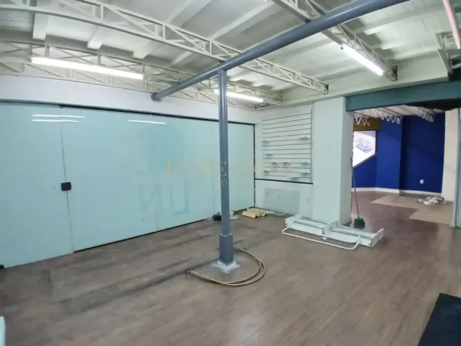 Sala comercial no bairro Centro, Florianópolis.