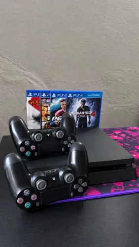 PS4 1TB Seminovo + 2 Controles Originais + 3 Jogos + Caixa