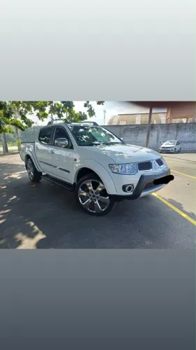 Mitsubishi L200 Triton HPE 3.5 CD V6 24V Flex Aut. 2013