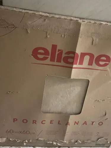 Piso antiderrapante 60x60 Eliane