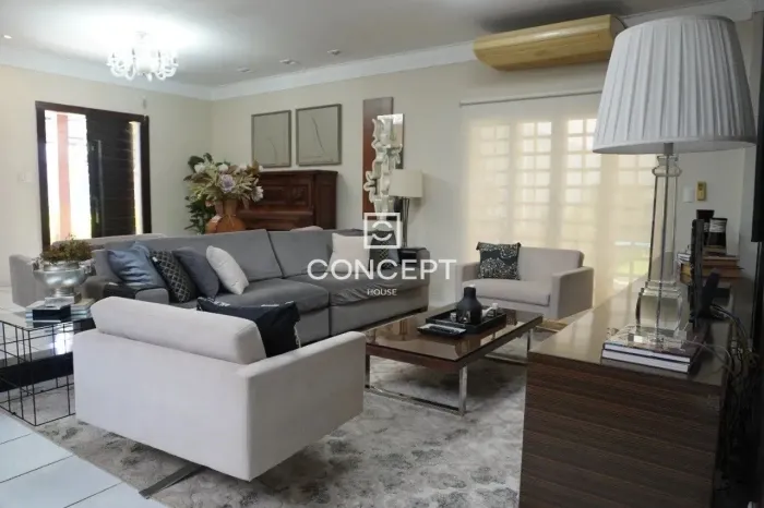 CASA COMERCIAL AMPLA COM 7 SALAS NO QUILOMBO - LOCAÇÃO