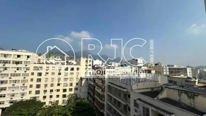 Apartamento : Padrão / Residencial / Tijuca