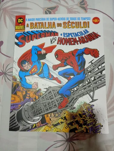 Revista Superman vs Homem Aranha
