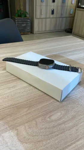 Apple Watch Ultra 1 49mm Prata 77%