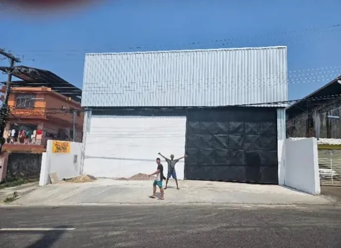 Galpão Novo 450m² na Via Principal - Santo Antônio | Entrada para Carreta | R$ 10.000