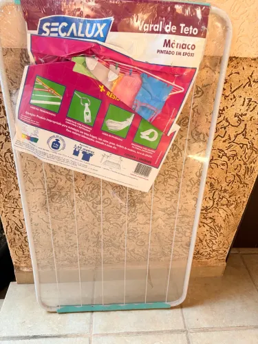 Varal de teto novo