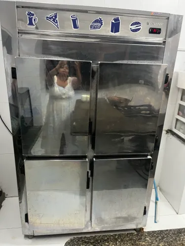 Geladeira Gelopar seminova