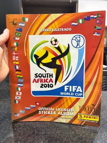 Álbum Oficial Copa do Mundo FIFA África do Sul 2010 - Panini - Completo - Excelente Estado