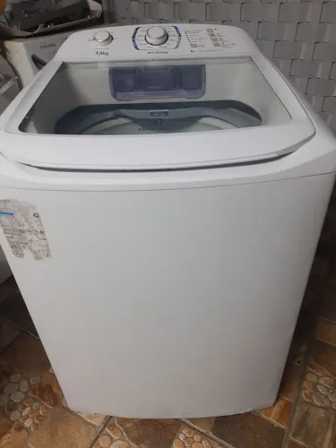 Máquina de Lavar Electrolux 13kg. Troco e parcelo nos cartões com taxas