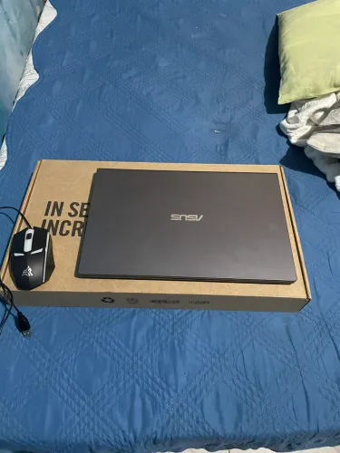 Notebook Intel Celeron N4500 novo!