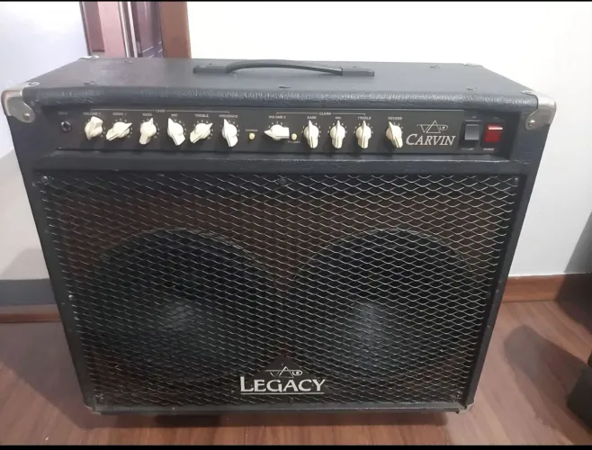 Amplificador valvulado Carvin Legacy Combo