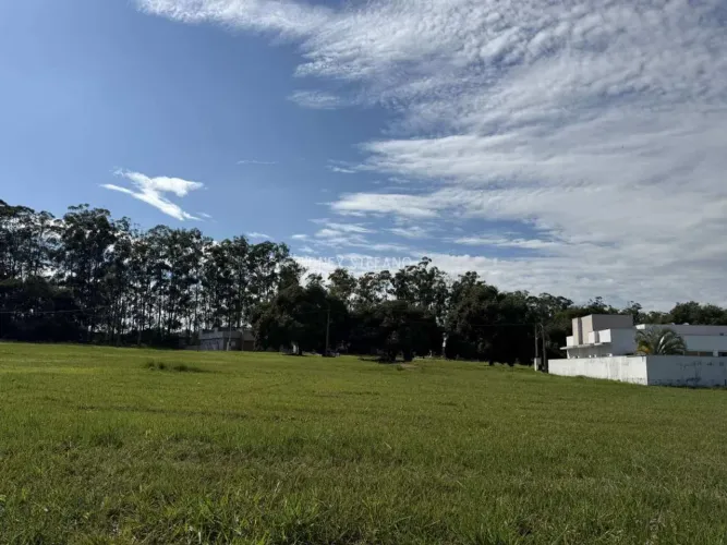 Terreno próximo a portaria no Santa Bárbara Resort Residence