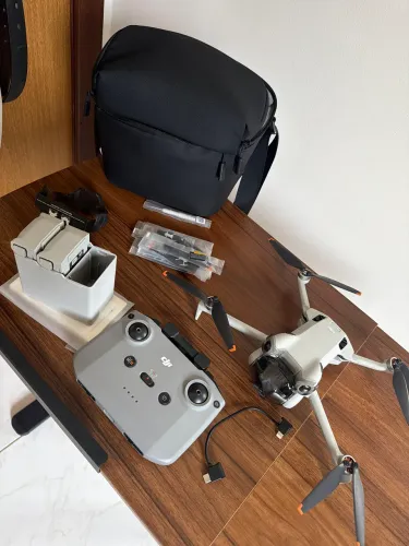 Drone Dji Mini 4 pro combo Fly more