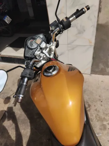 Cb300r em ótimo estado de conservação