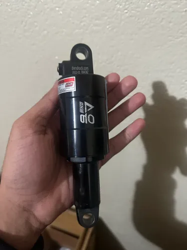 amortecedor traseiro a ar para mountain bike, modelo DNM AO-6