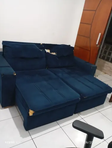 Sofá 3 lugares 1.70m de profundidade