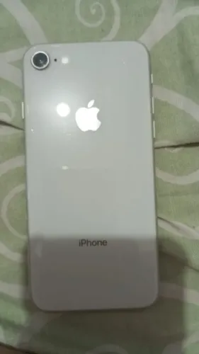 iPhone 8