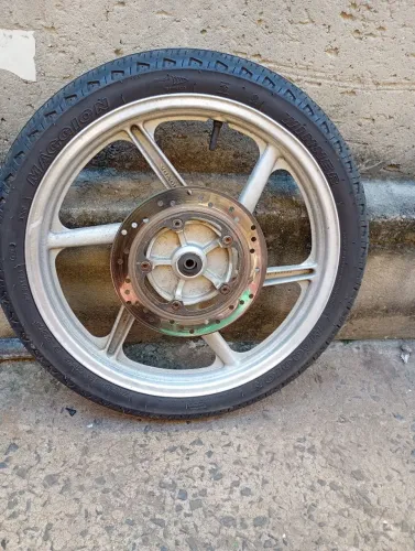 Vendo ou troco roda de Strada por roda traseira de Strada