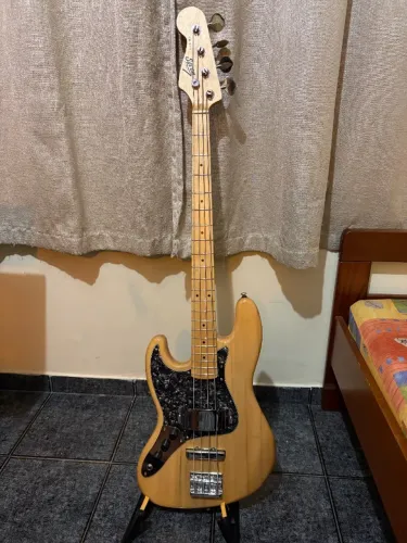 Baixo Jazz Bass Seven canhoto turbinado EMG Gotoh