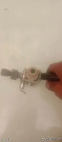 Válvula Extratora de Chopp Tipo S com Engate Rápido - Semi-nova