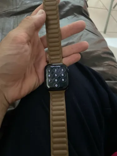 Apple Watch 44 mm série 7 semi novo em bom estado 