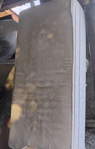 Cama de solteiro