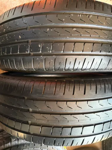 Vendo 02 pneus 195//55/16 Pirelli