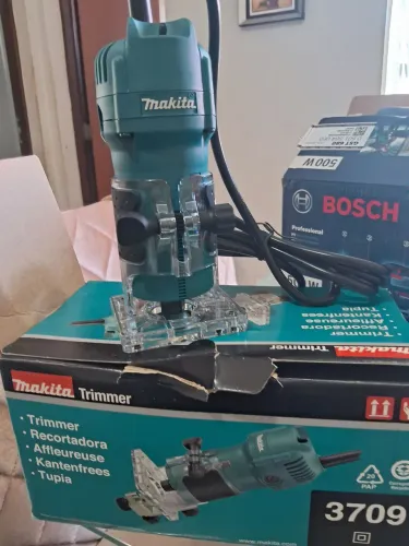 Tupia Laminadora Makita 3709