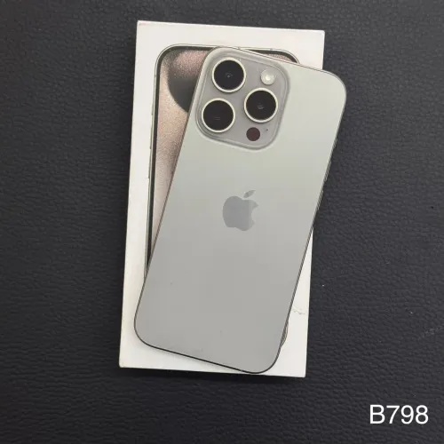 LOJA FÍSICA. IPHONE 15 PRO 512GB TITANIUM EM PERFEITO ESTADO