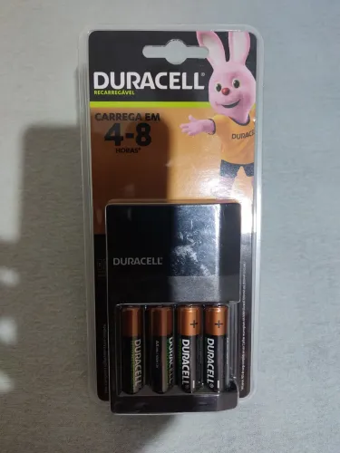 Carregador e pilhas Duracell - Leia a descrição abaixo: