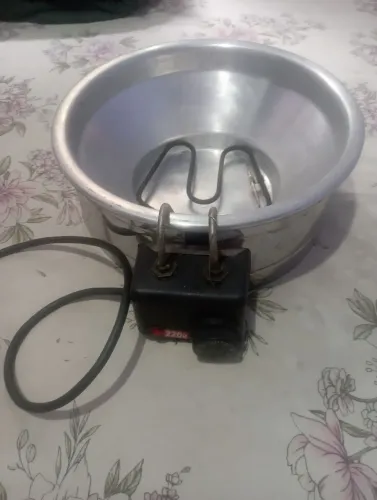 Vendo uma fritadeira elétrica de salgado