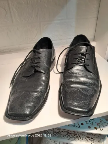 Sapato masculino couro preto usado