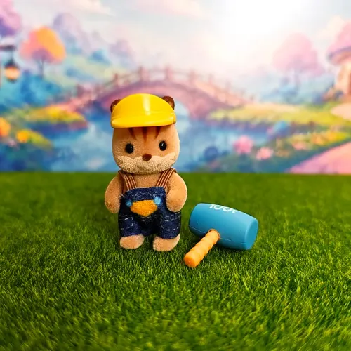 Sylvanian Families - Bebê Esquilo Construtor